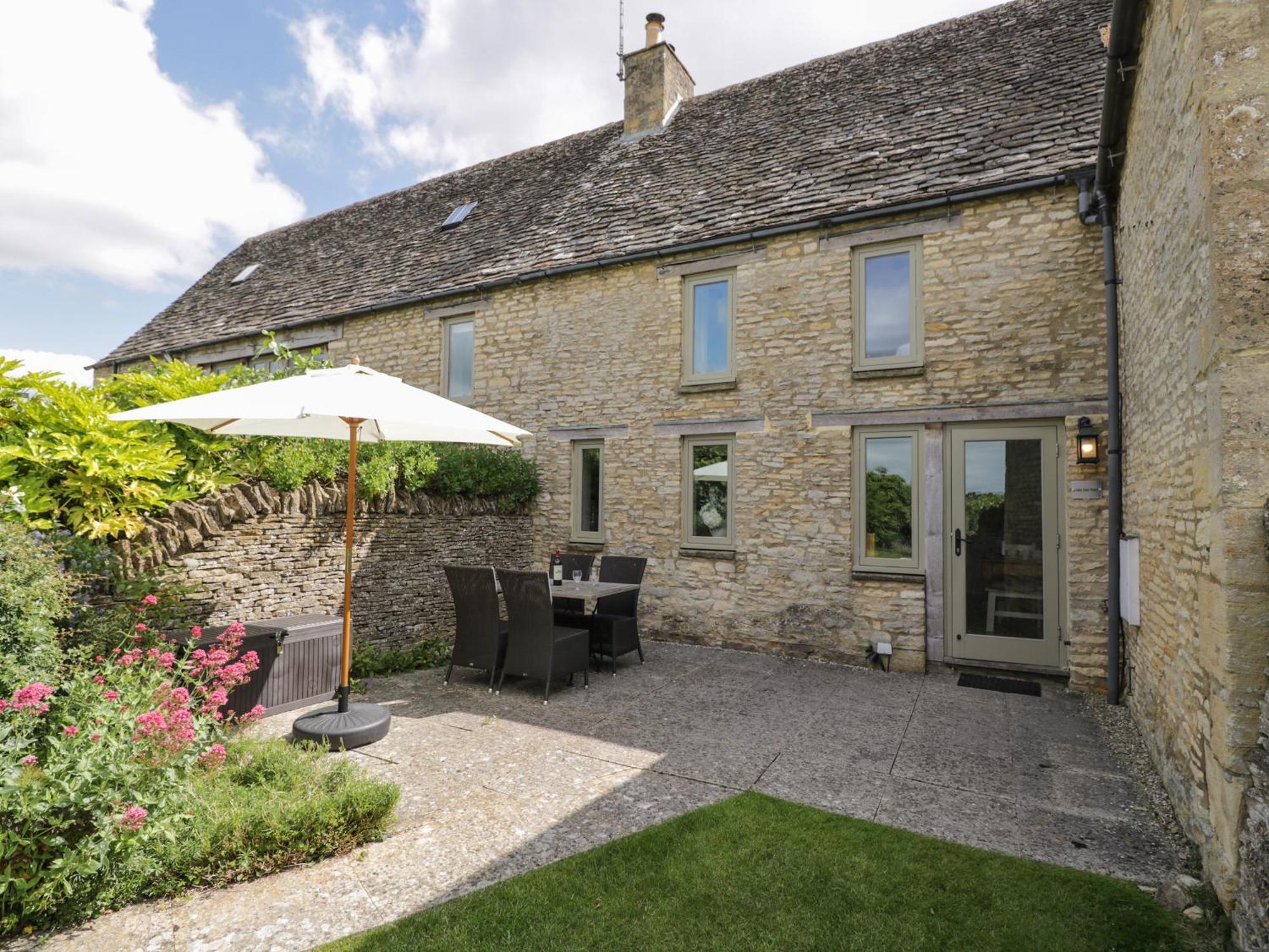 Little Owl Barn Villa Burford Bagian luar foto