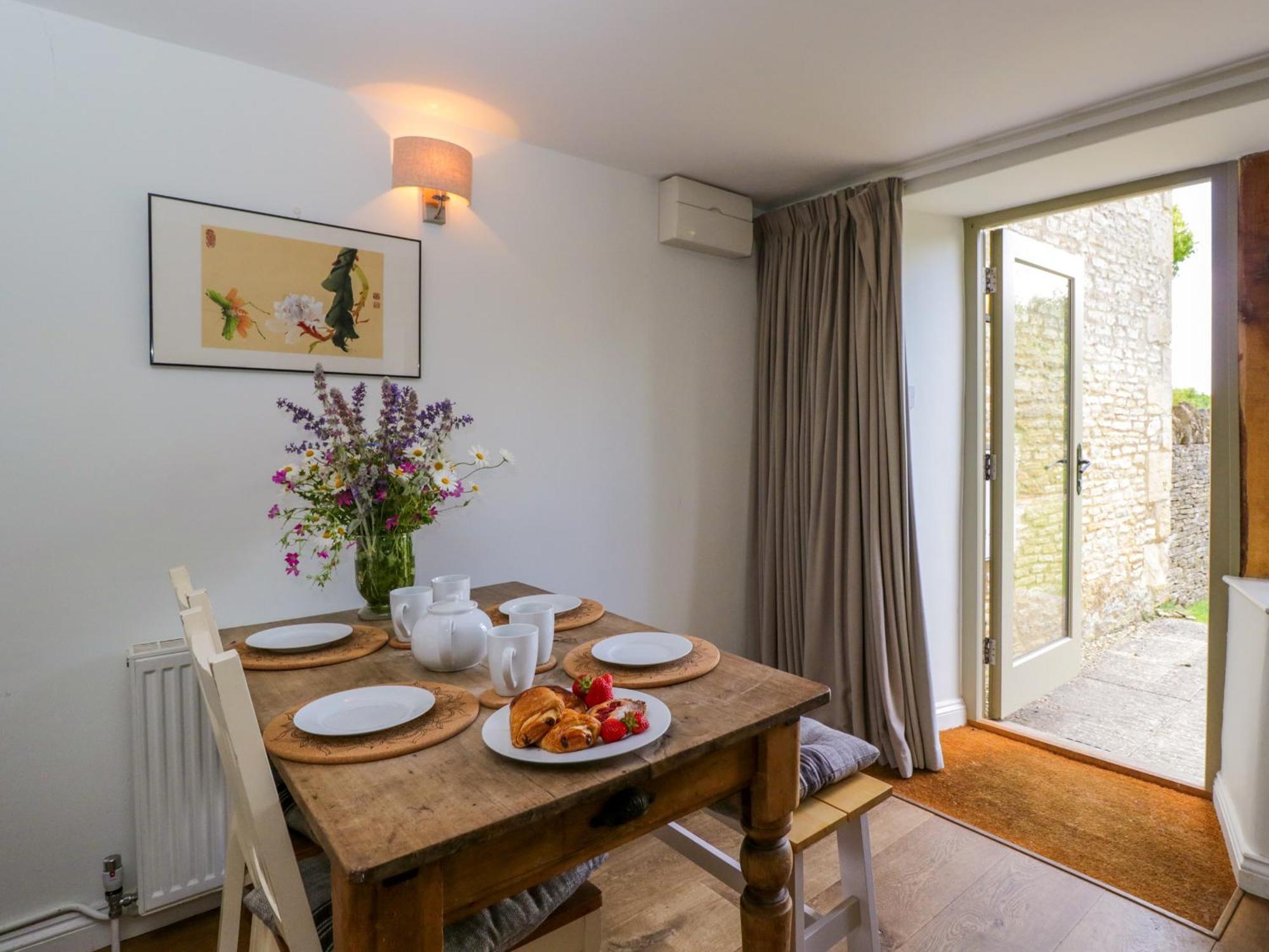 Little Owl Barn Villa Burford Bagian luar foto