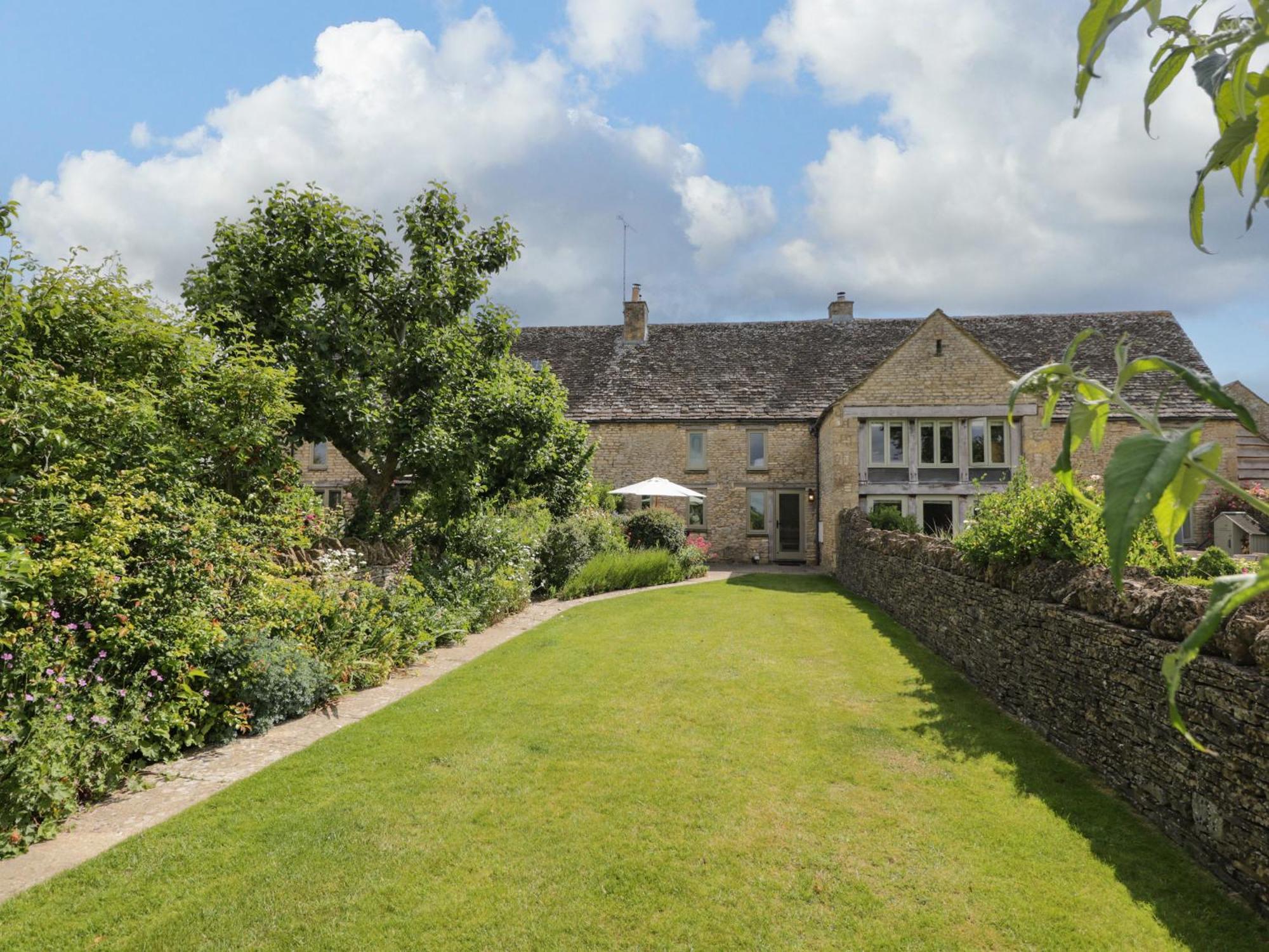 Little Owl Barn Villa Burford Bagian luar foto